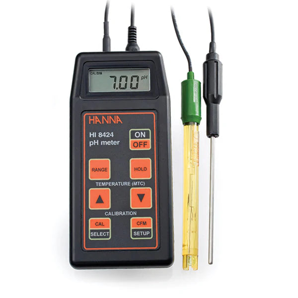 HI-8424 Handheld Water Resistant pH Meter with pH electrode and °C probe
